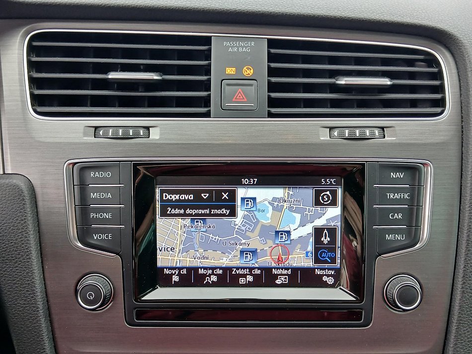 Volkswagen Golf 2.0 TDi 