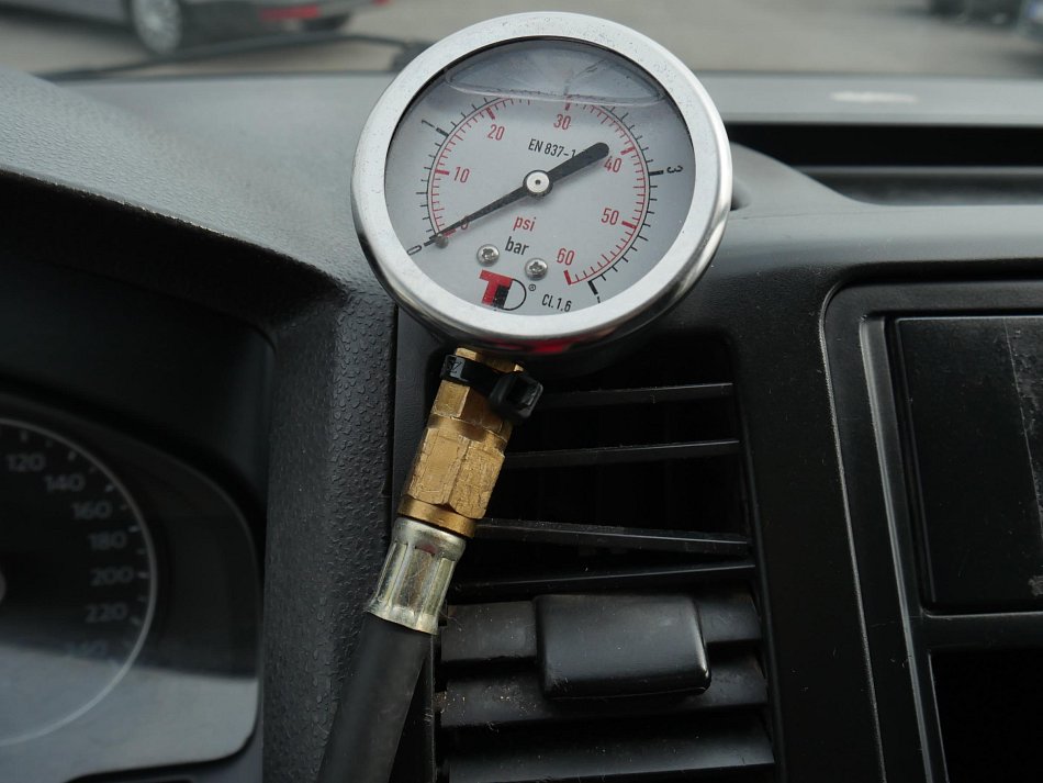 Volkswagen Transporter 2.0TDi 