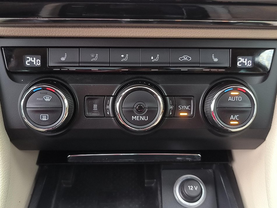 Škoda Superb III 2.0 TSi Style