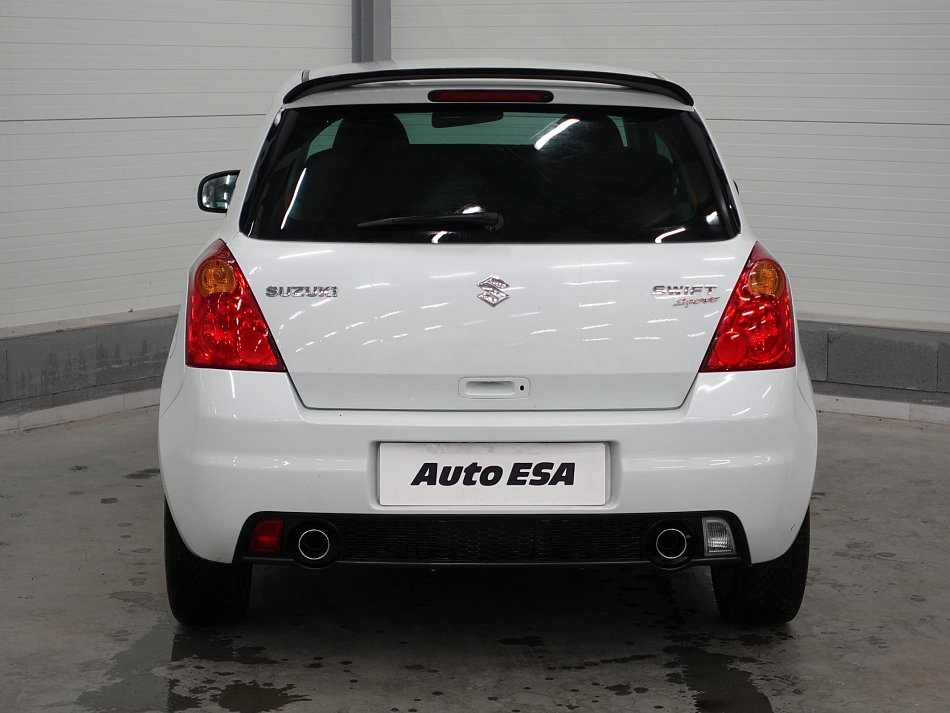 Suzuki Swift 1.6i 