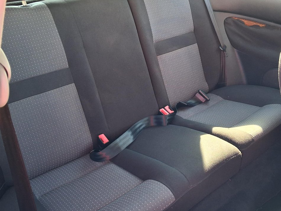 Volkswagen Golf 1.4i 