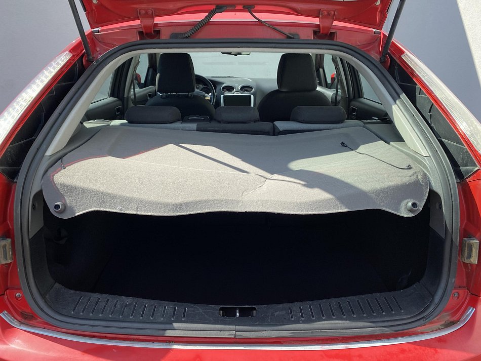 Ford Focus 1.6 16V Trend