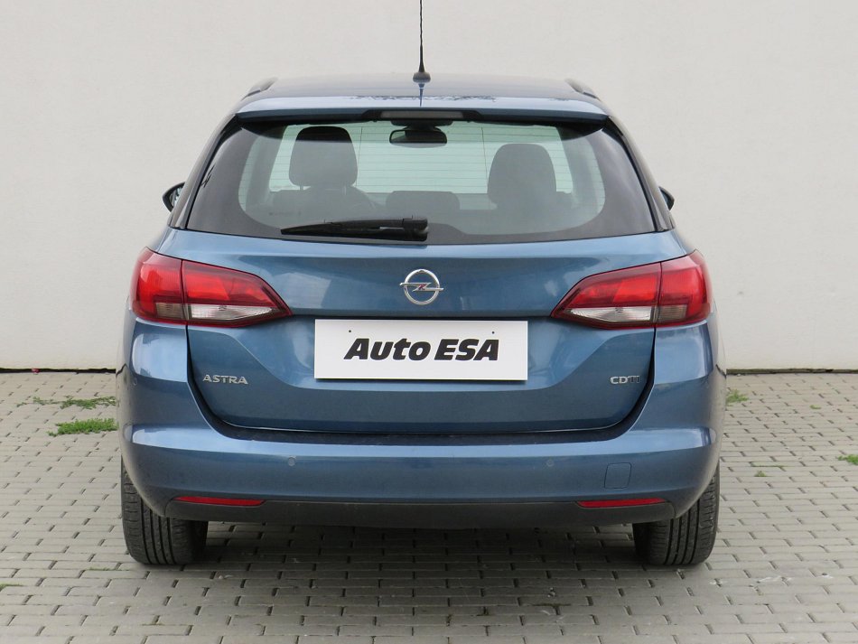 Opel Astra 1.6 CDTi 