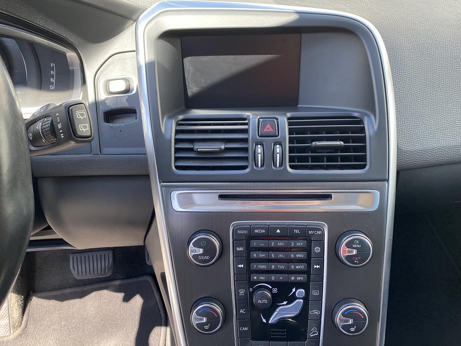 Volvo XC60 2.4D5 Summum AWD