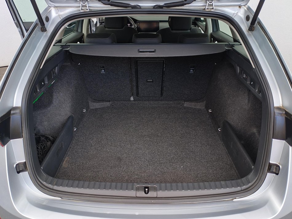 Škoda Octavia IV 2.0 TDi Style