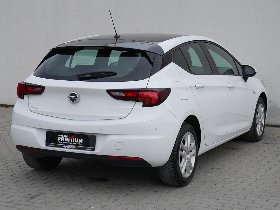Opel Astra 1.2 T 