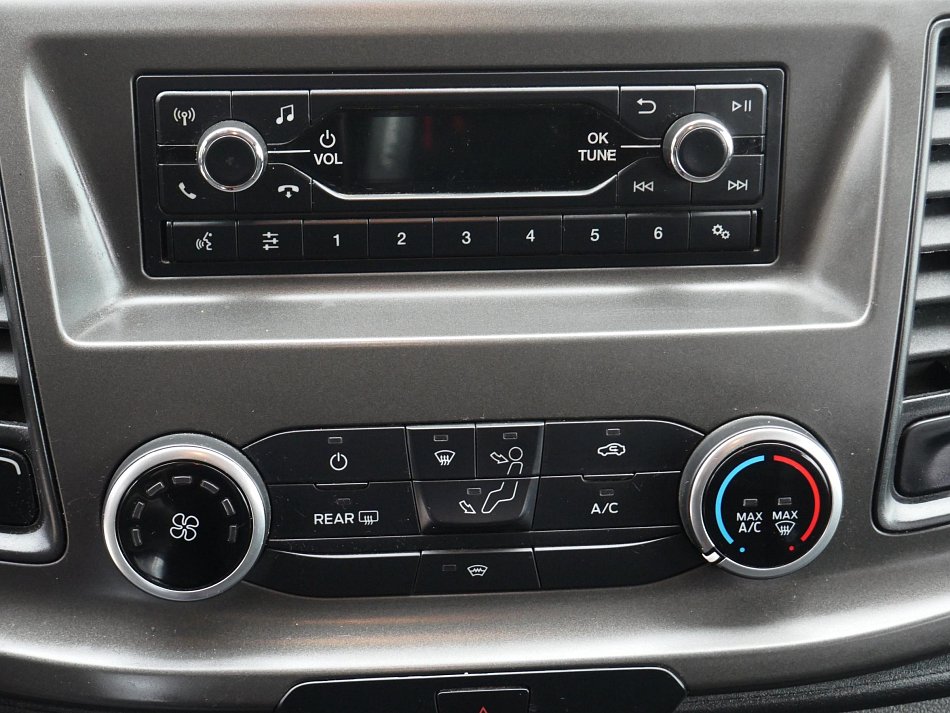 Ford Transit Custom 2.0TDCi Trend L2 6míst