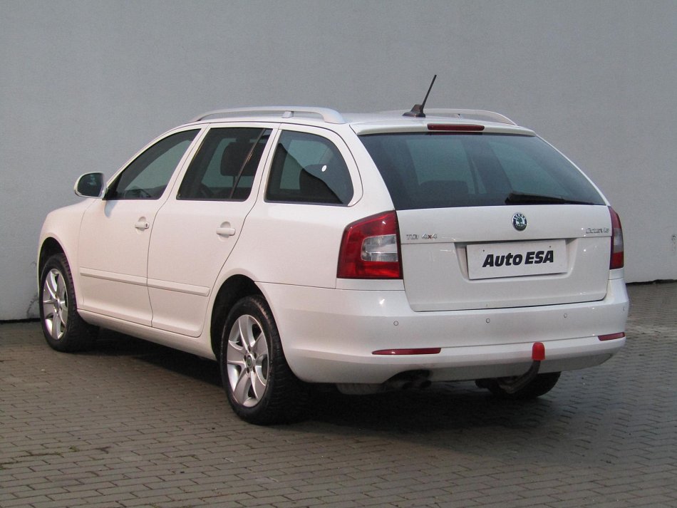 Škoda Octavia II 2.0 TDi Elegance