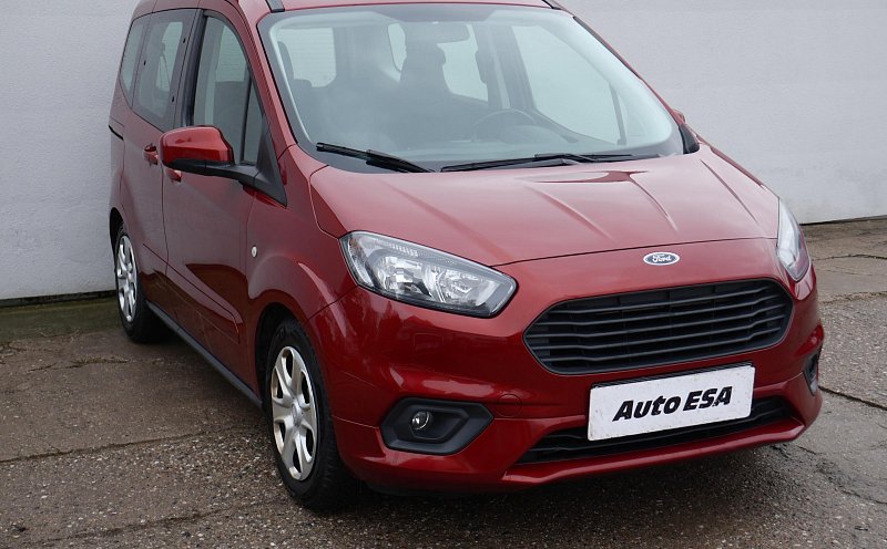 Ford Tourneo Courier 1.5TDCi 
