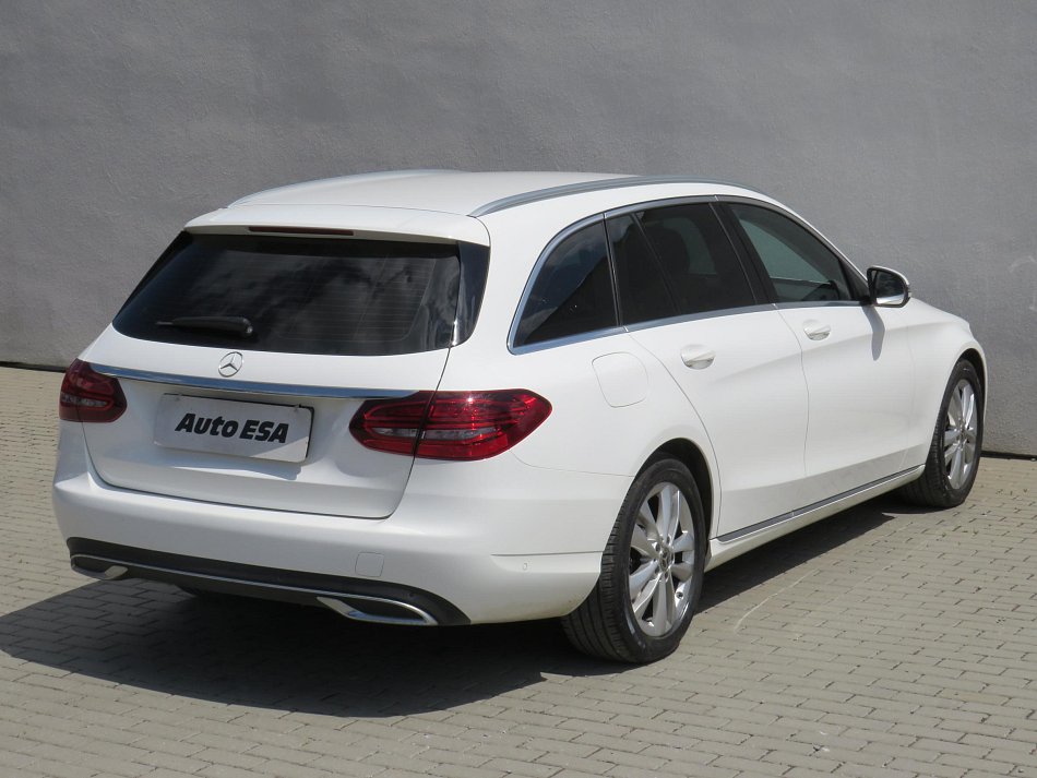 Mercedes-Benz Třída C 2.0CDi  C 220