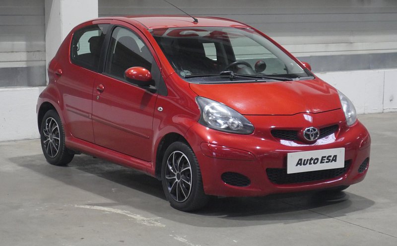 Toyota Aygo 1.0i 
