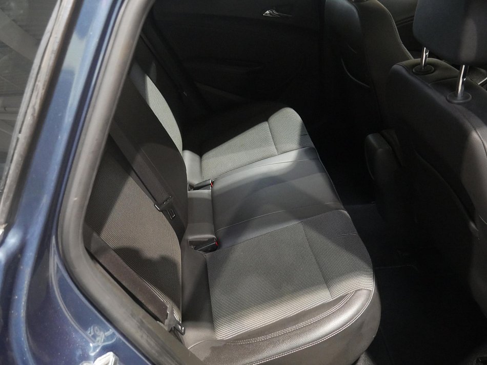 Opel Astra 1.4 T Innovation