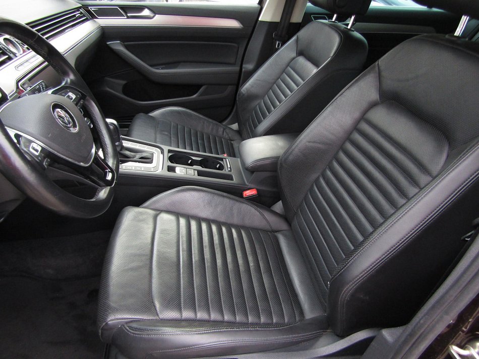 Volkswagen Passat 2.0 TSi Highline
