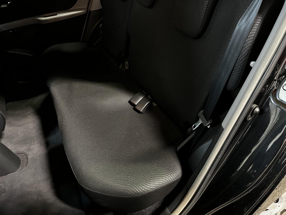 Daihatsu Charade 1.3 VVT-i 