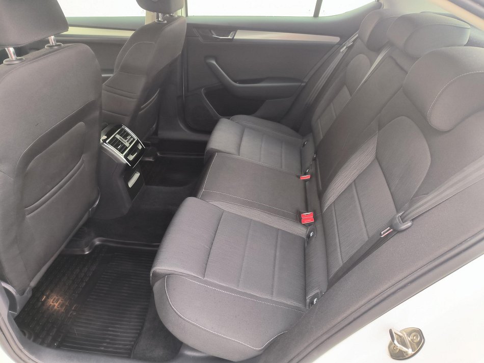 Škoda Superb III 2.0 TDi 