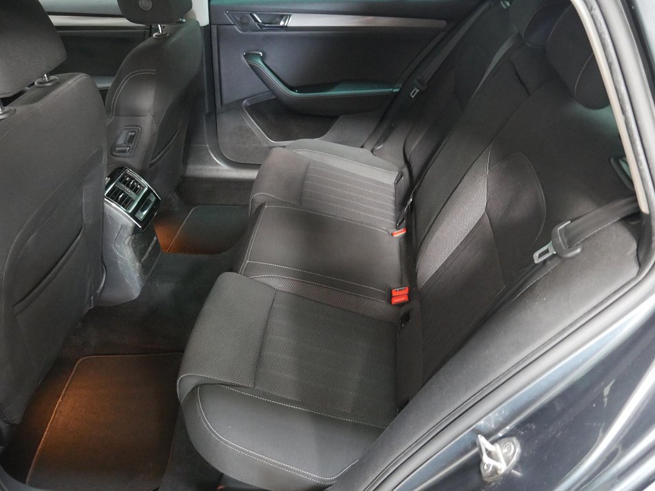 Škoda Superb III 2.0 TDi 