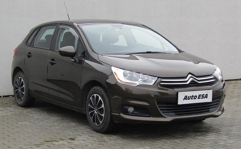 Citroën C4 1.4i 