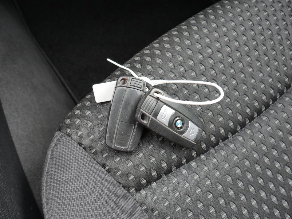 BMW Řada 3 2.0 D  318d