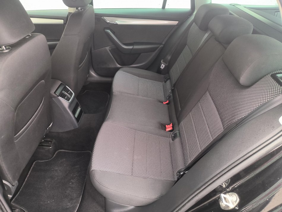 Škoda Octavia III 1.6 TDi Ambition