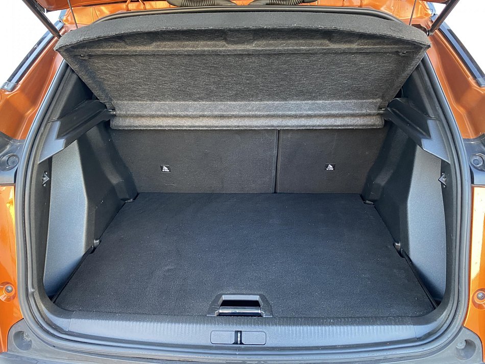 Peugeot 2008 1.2 PT GT