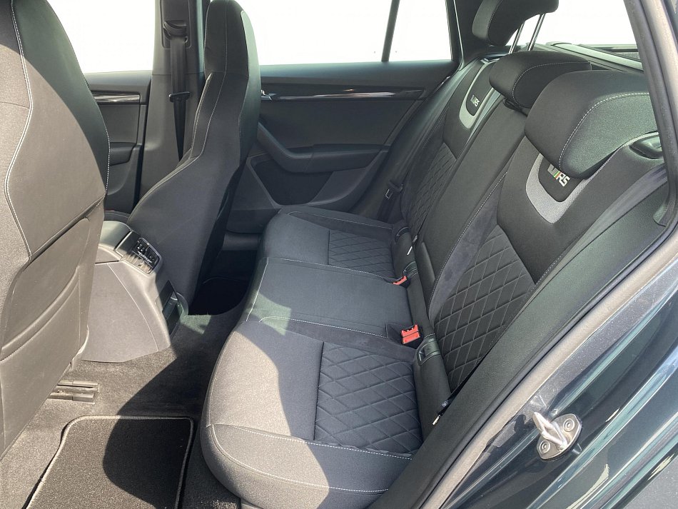 Škoda Octavia III 2.0 TDi RS