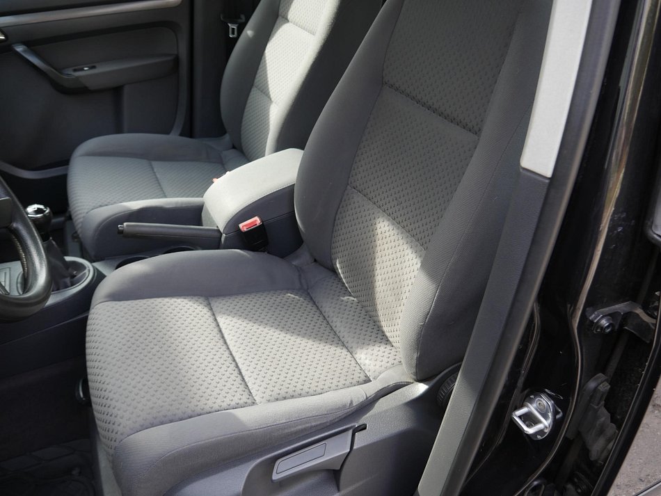 Volkswagen Touran 1.6i 