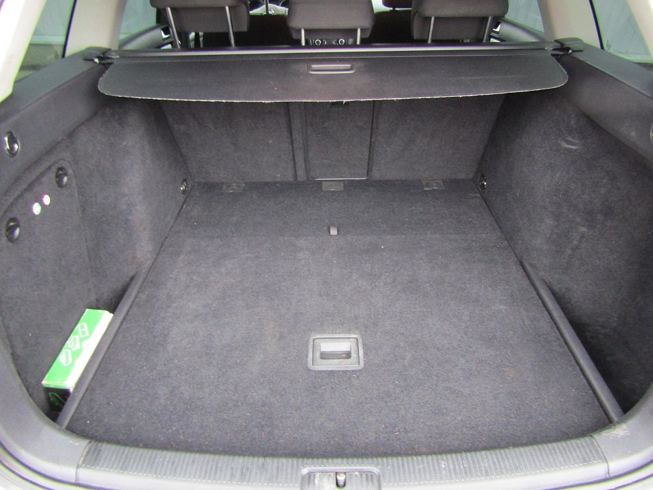 Volkswagen Golf 1.6 TDi Highline