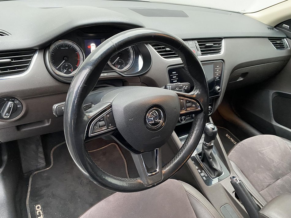 Škoda Octavia III 1.8 TSI 