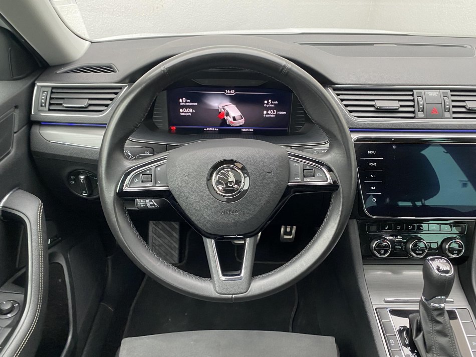 Škoda Superb III 2.0 TDi Scout 4x4