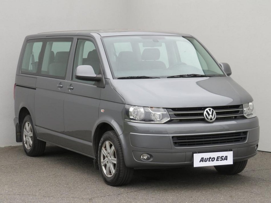 Volkswagen Caravelle 2.0TDi  8míst