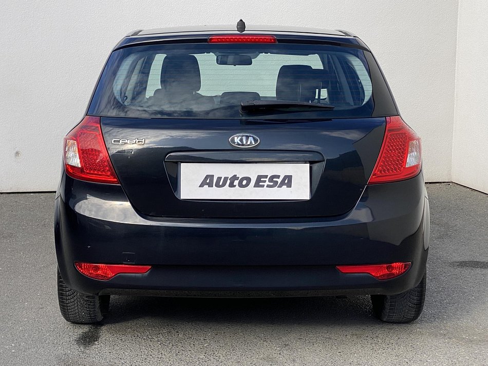 Kia Ceed 1.4 CVVT Vision