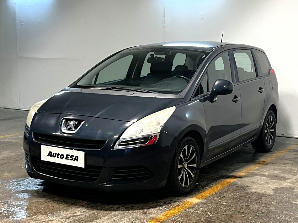 Peugeot 5008 1.6i 