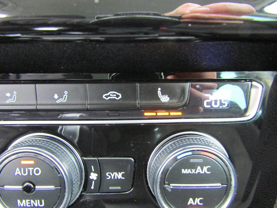 Volkswagen Passat 2.0TDi 