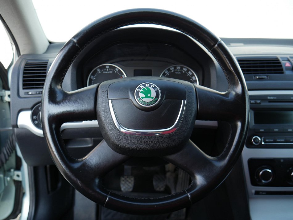 Škoda Octavia II 1.4 TSi Ambiente