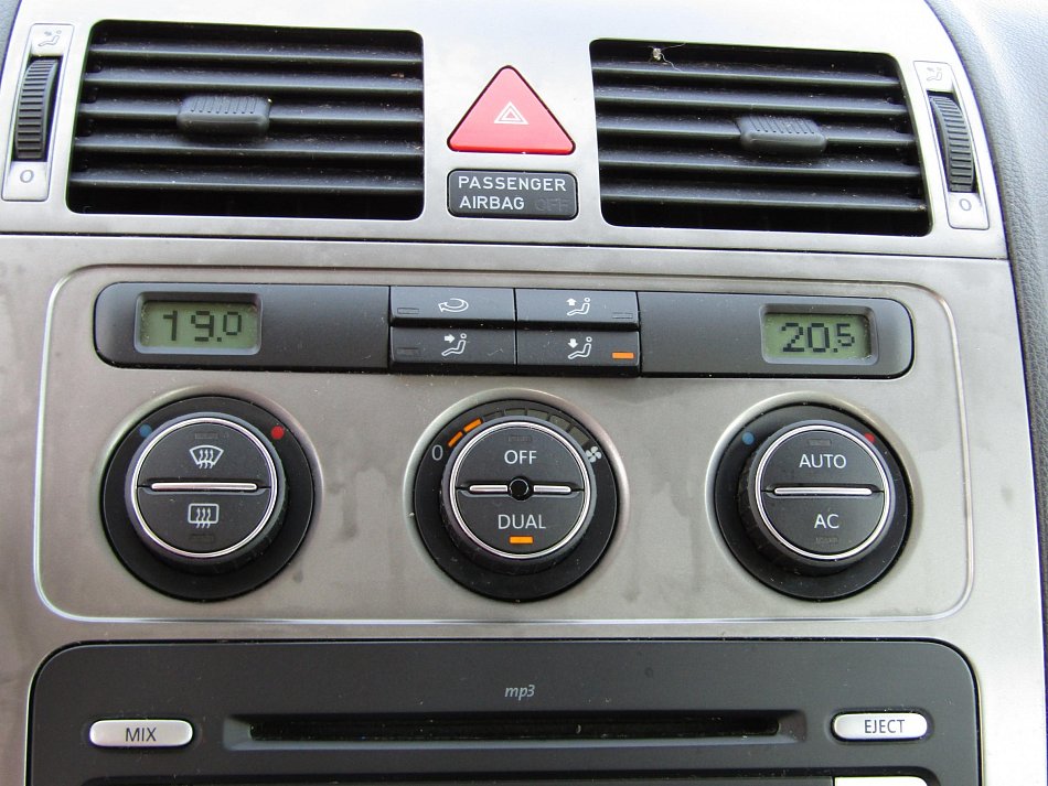 Volkswagen Touran 2.0 TDi Trendline