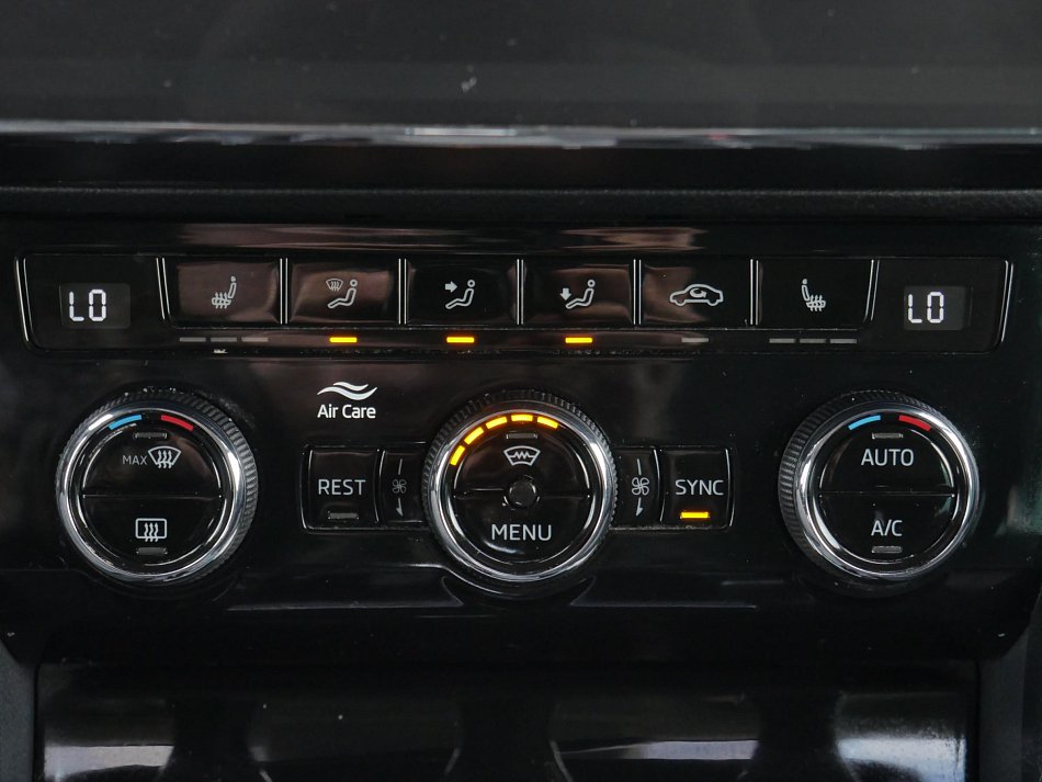 Škoda Superb III 2.0 TDi Style