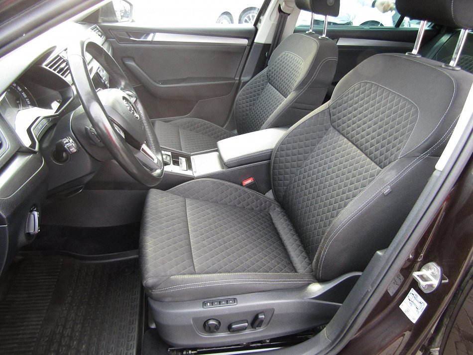 Škoda Superb III 2.0 TDi Style