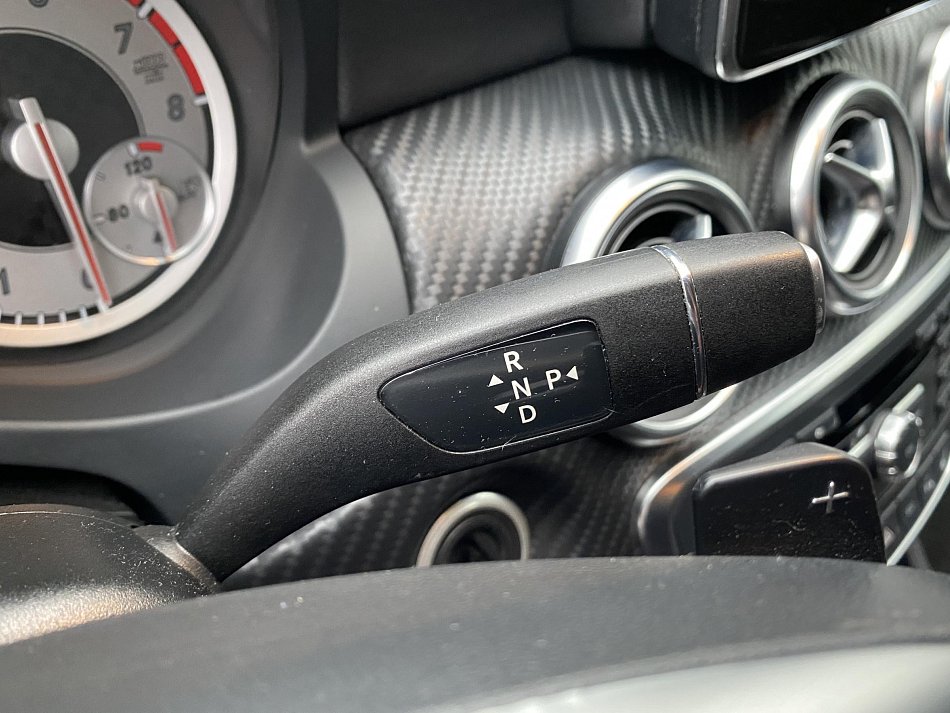 Mercedes-Benz Třída A 2.0 i  A250 AMG paket
