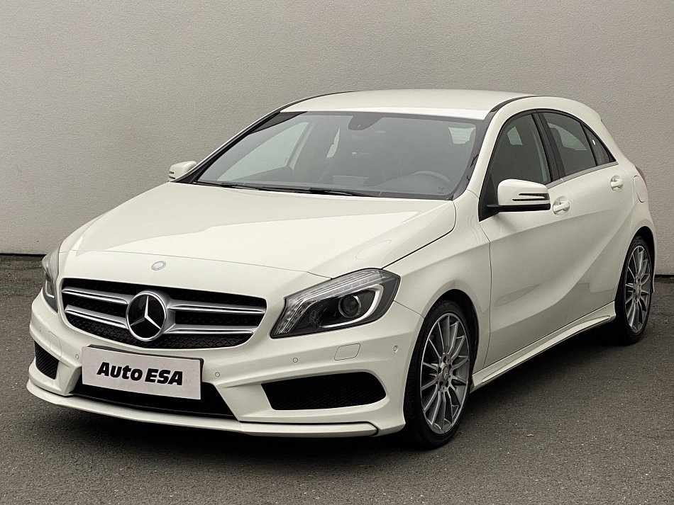 Mercedes-Benz Třída A 2.0 i  A250 AMG paket
