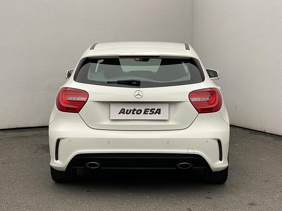 Mercedes-Benz Třída A 2.0 i  A250 AMG paket