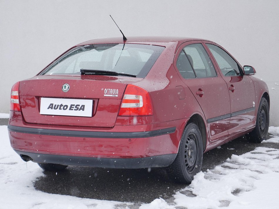 Škoda Octavia II 1.6FSi Elegance