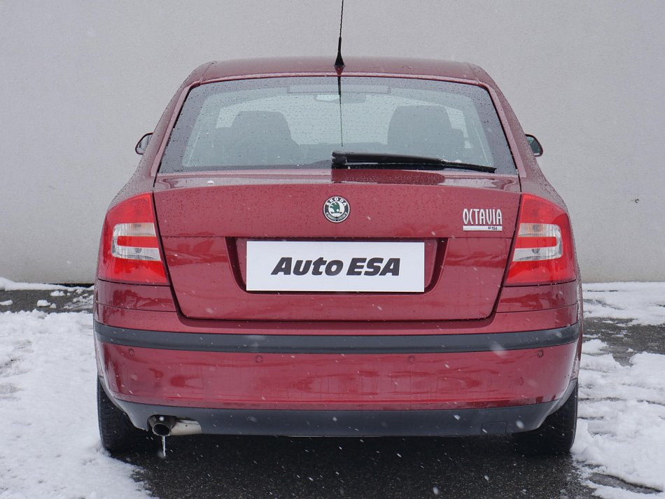 Škoda Octavia II 1.6FSi Elegance