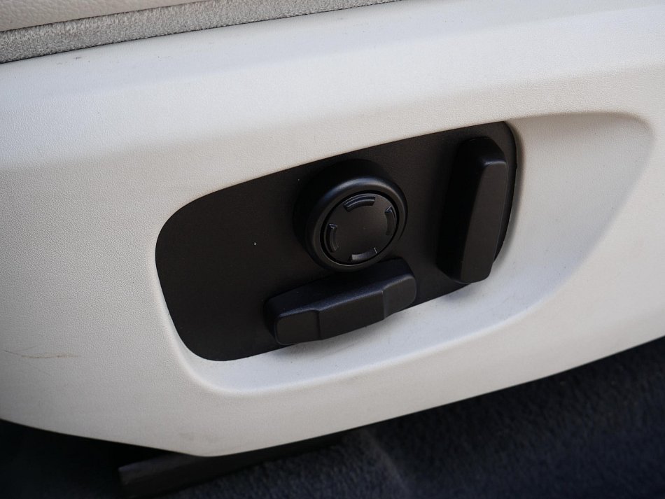 Land Rover Discovery Sport 2.0TD4  4x4