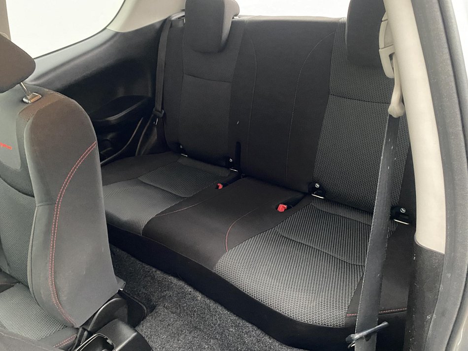 Suzuki Swift 1.6i Sport