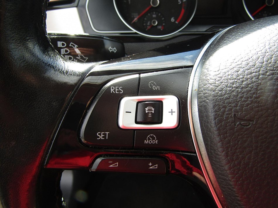 Volkswagen Passat 2.0 TDi Highline