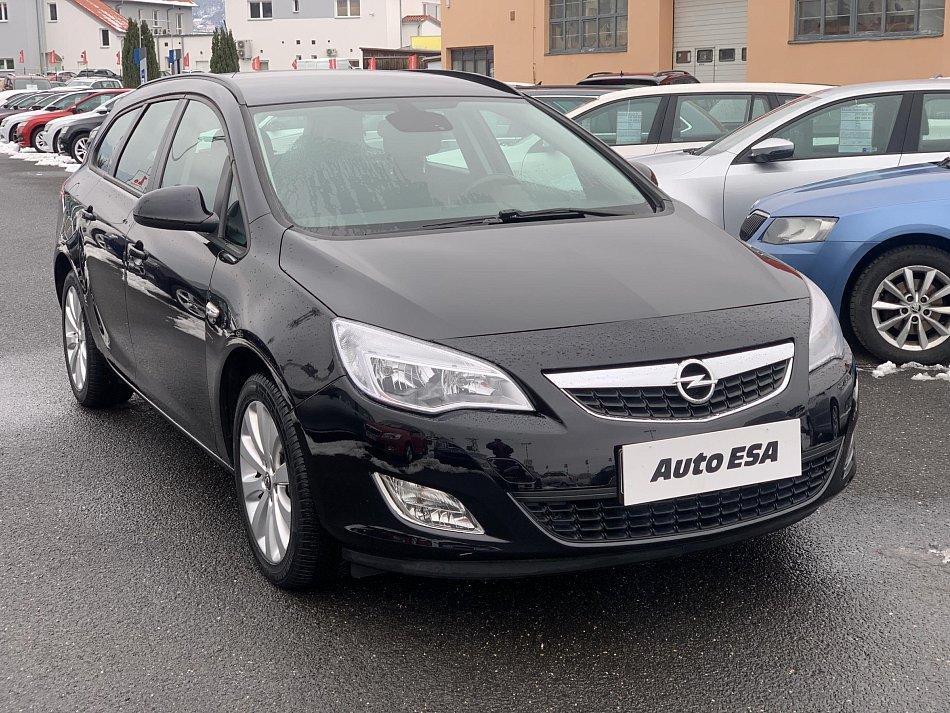 Opel Astra 1.6i  SportTourer