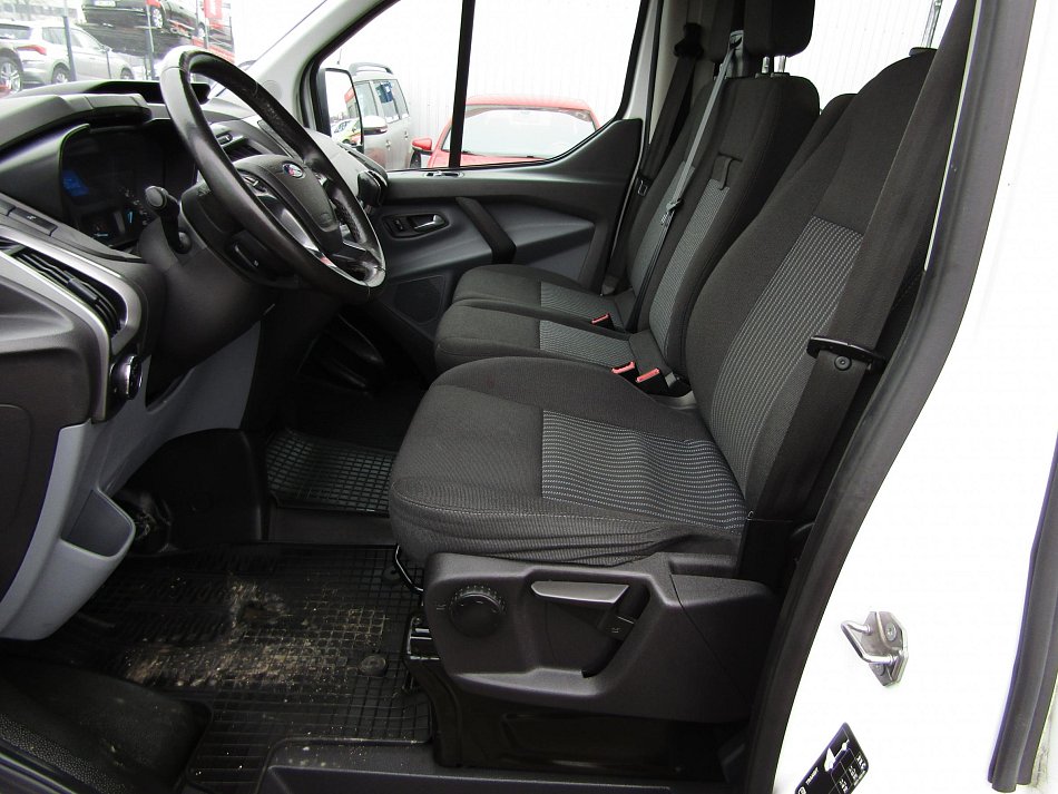 Ford Transit Custom 2.0TDCi Trend L1H2 6míst