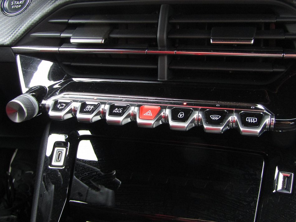 Peugeot 2008 1.2PT GT Line