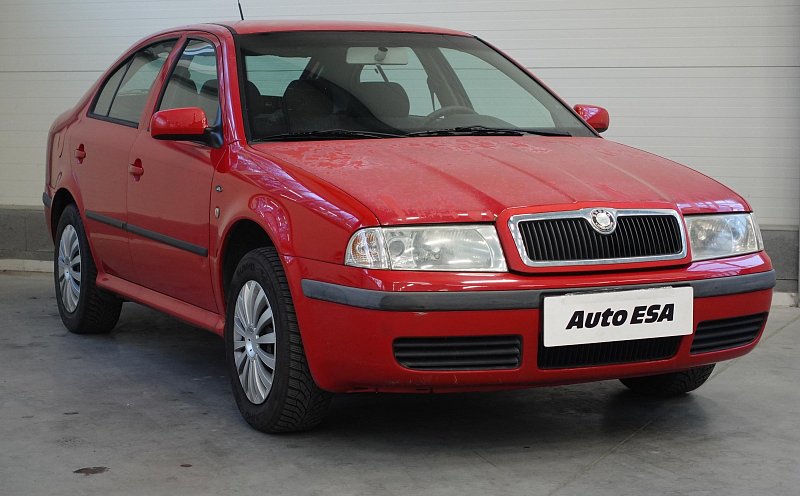 Škoda Octavia 1.6i Elegance