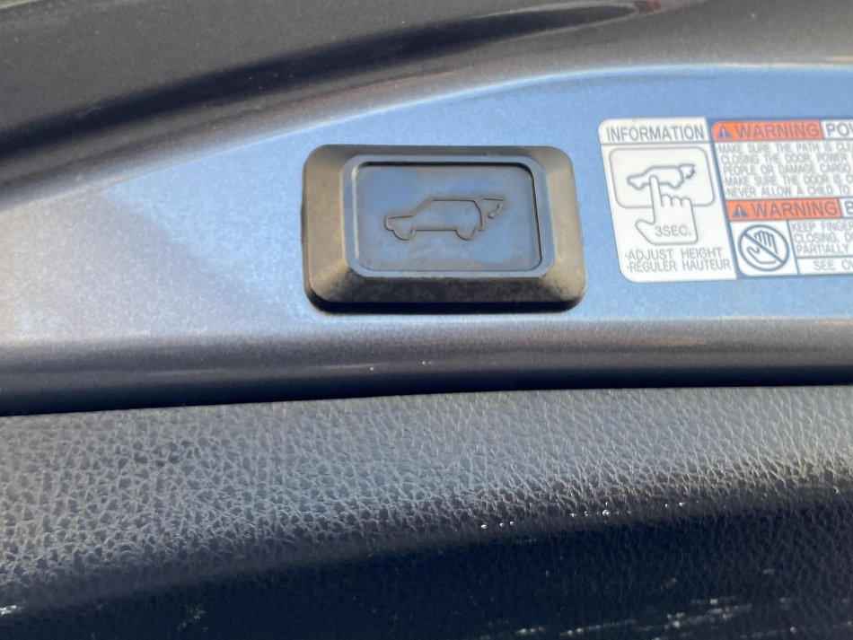 Toyota RAV4 2.0 VVT-i Executive AWD